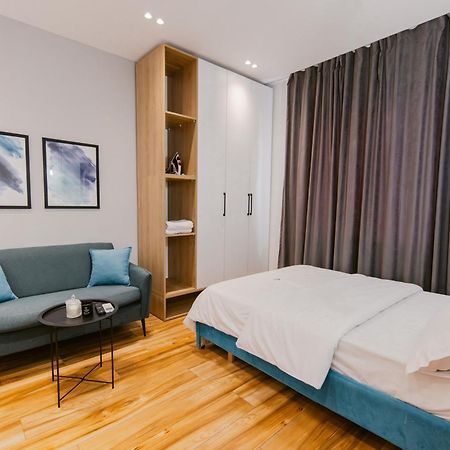 Durres Str Modern Apartments - The Nest 티라나 외부 사진