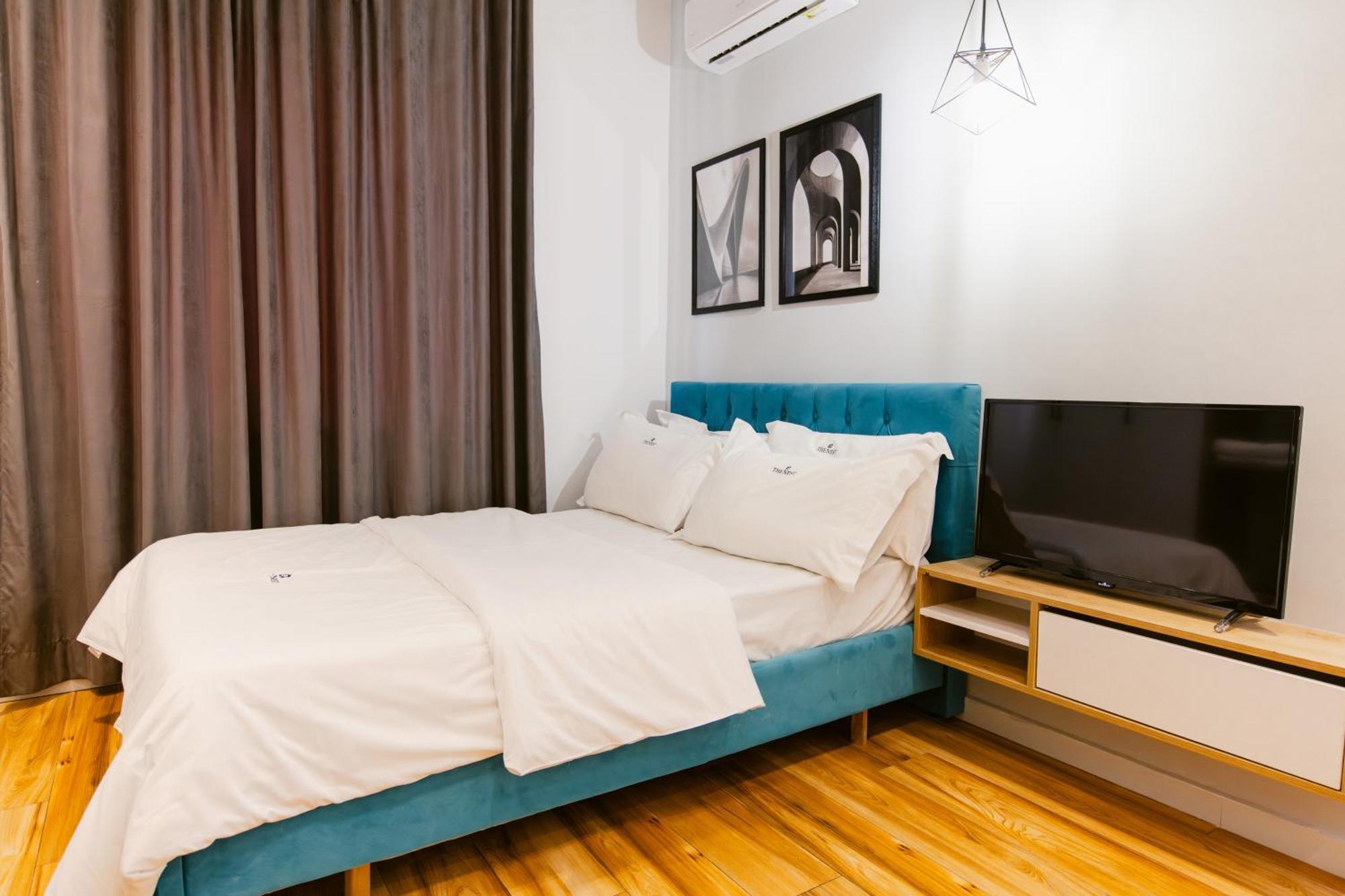 Durres Str Modern Apartments - The Nest 티라나 외부 사진