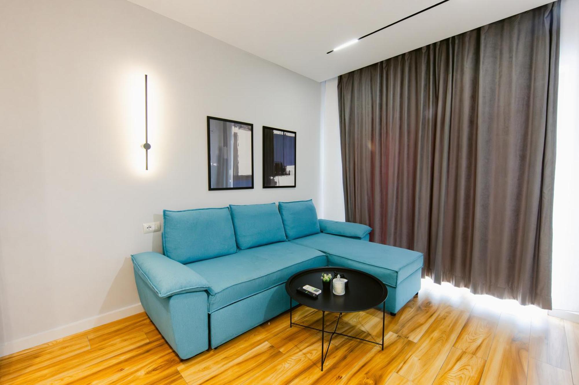 Durres Str Modern Apartments - The Nest 티라나 외부 사진